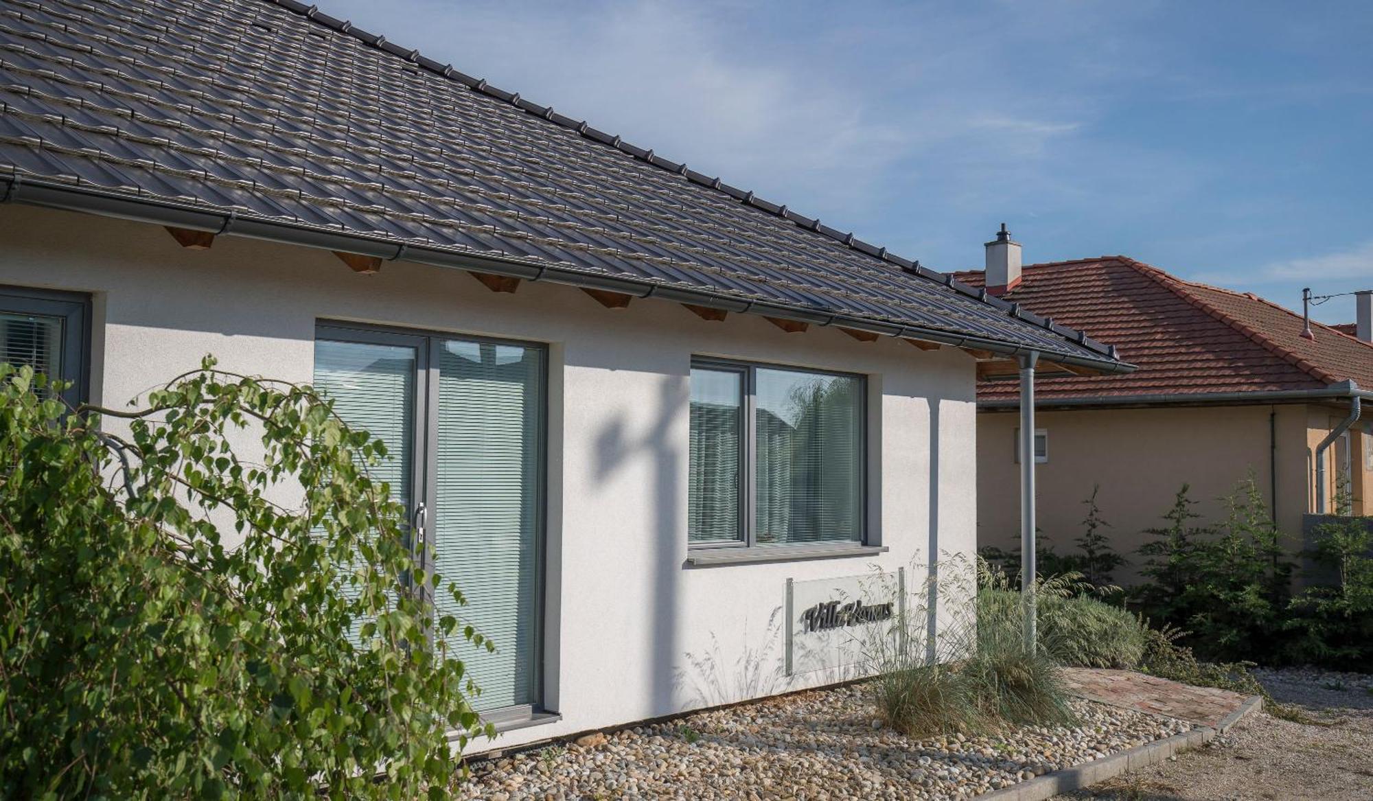 Villa Vamus Vendeg- Es Rendezvenyhaz Vamosszabadi Luaran gambar
