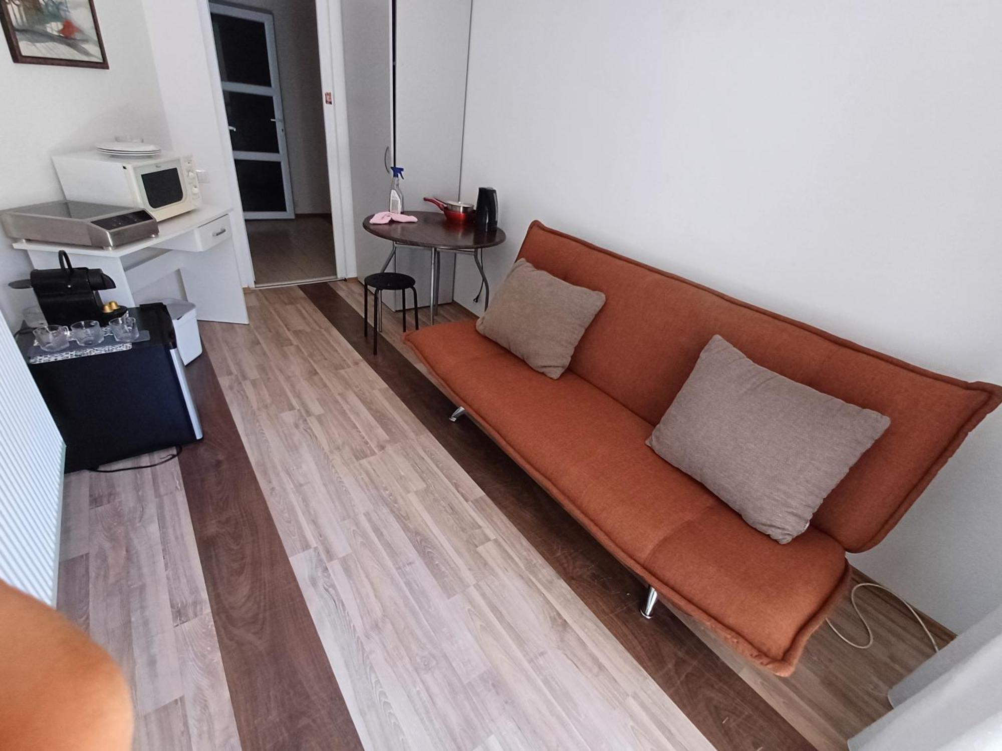 Villa Vamus Vendeg- Es Rendezvenyhaz Vamosszabadi Luaran gambar